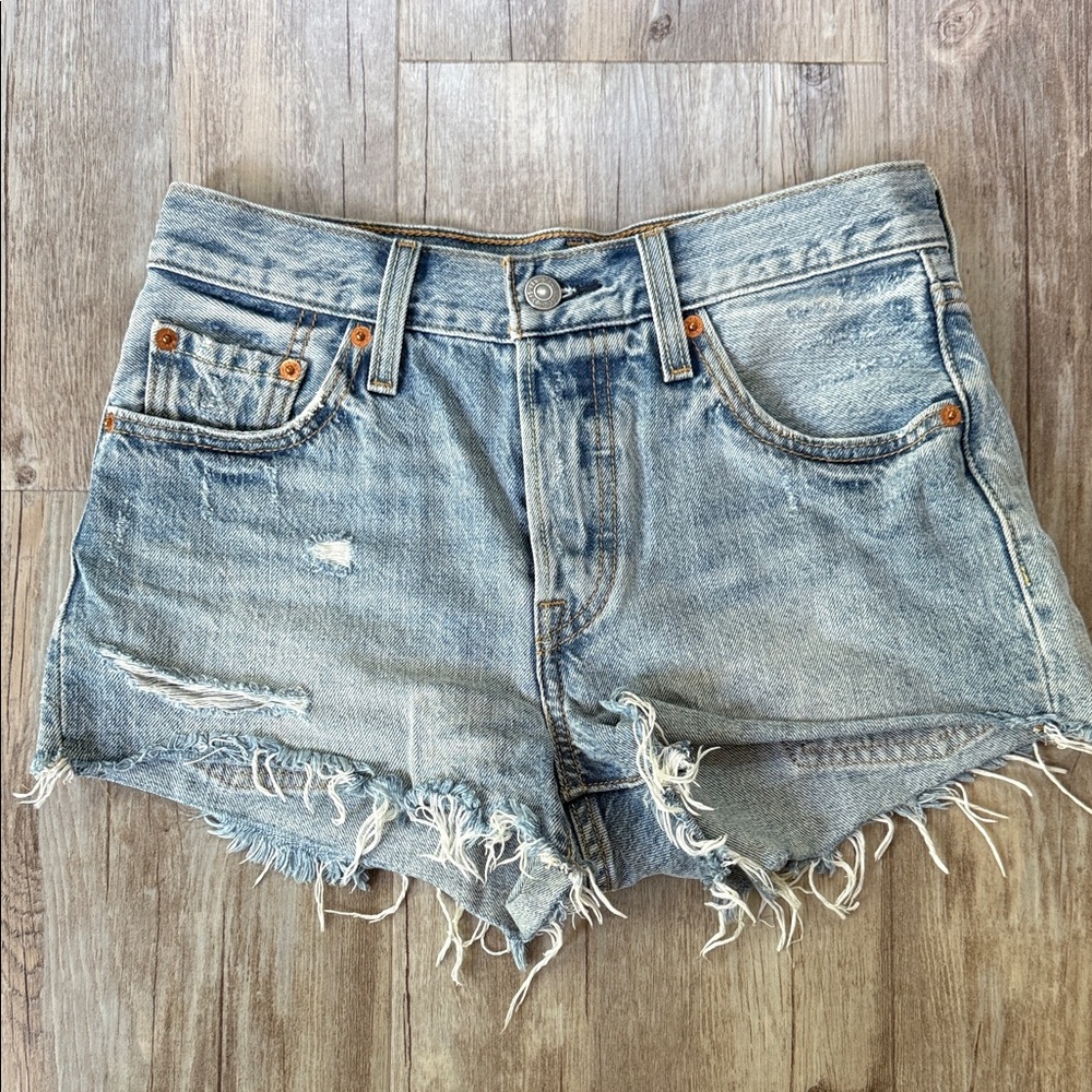 Levi’s 501 shorts